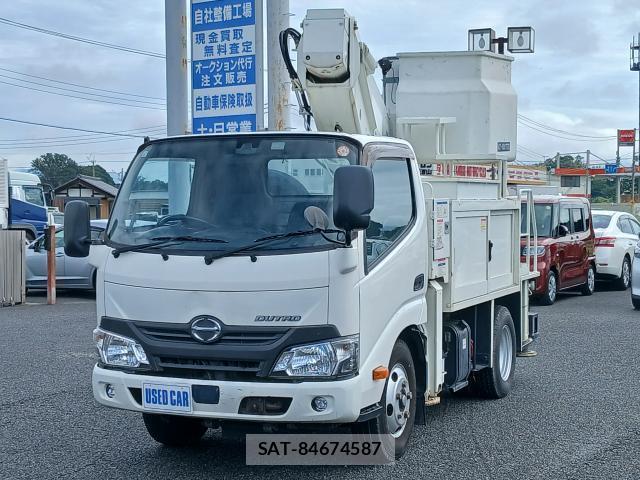 Hino DUTRO 2018-06 8814920-0