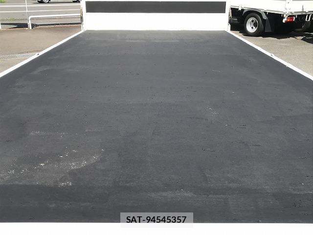 Hino DUTRO 2019-05 8815270-11