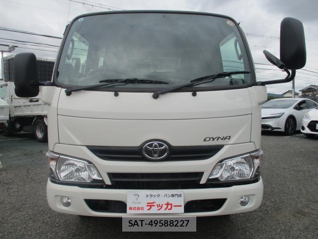 Toyota DYNA ROUTE VAN 2021-09 8812131-9