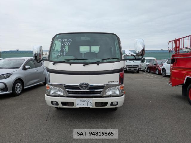 Toyota DYNA TRUCK 2015-05 8812449-9