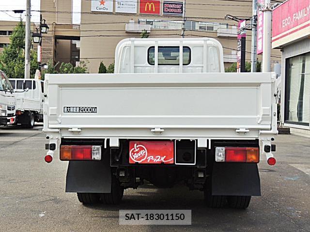 Toyota DYNA TRUCK 2019-08 8814740-1
