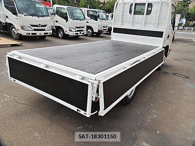 Toyota DYNA TRUCK 2019-08 8814740-16