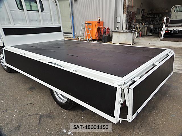 Toyota DYNA TRUCK 2019-08 8814740-17