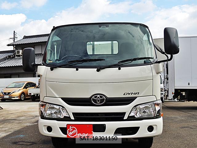 Toyota DYNA TRUCK 2019-08 8814740-9