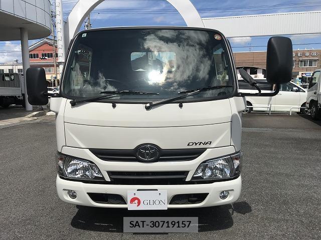 Toyota DYNA TRUCK 2021-08 8815272-1