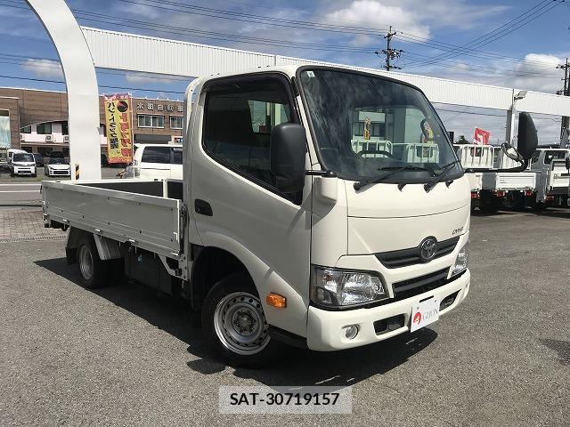 Toyota DYNA TRUCK 2021-08 8815272-2