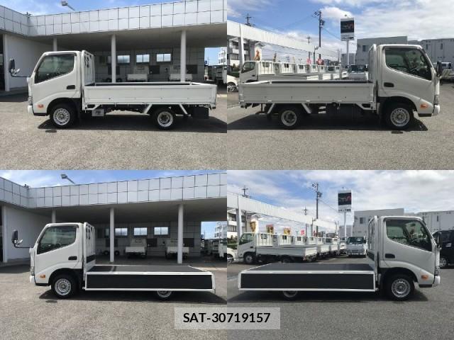 Toyota DYNA TRUCK 2021-08 8815272-3