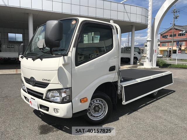 Toyota DYNA TRUCK 2021-08 8815274-5