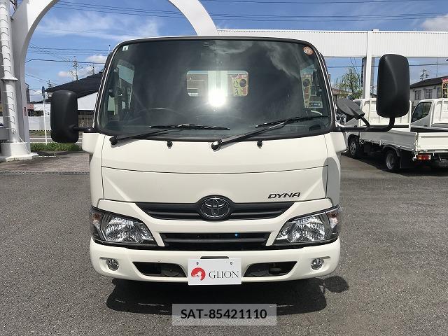 Toyota DYNA TRUCK 2021-08 8815275-1