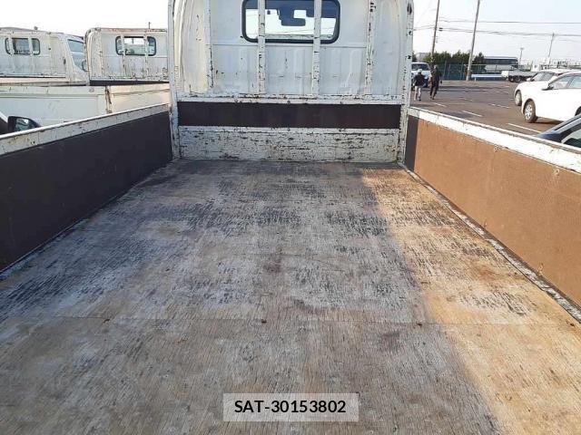 Toyota DYNA TRUCK 2017-08 8816305-6