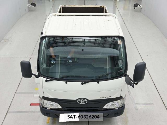 Toyota DYNA TRUCK 2017-08 8816306-10