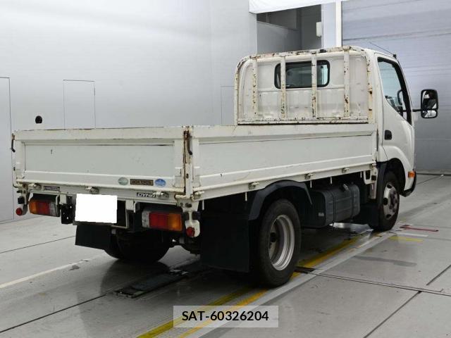 Toyota DYNA TRUCK 2017-08 8816306-2
