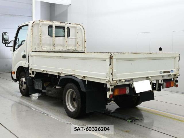 Toyota DYNA TRUCK 2017-08 8816306-3