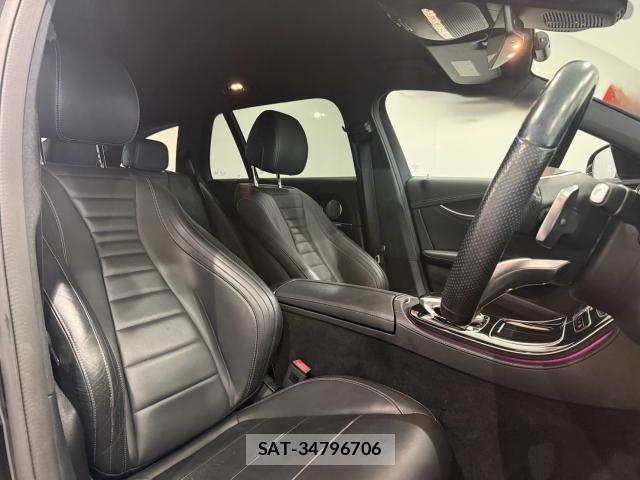 Mercedes Benz E-CLASS 2018-03 8814661-2