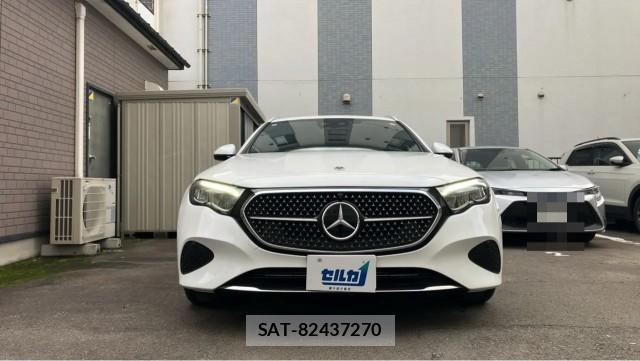 Mercedes Benz E-CLASS 2024-10 8815552-9