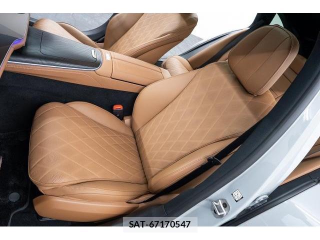 Mercedes Benz E-CLASS 2024-09 8815883-12