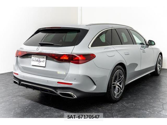 Mercedes Benz E-CLASS 2024-09 8815883-8