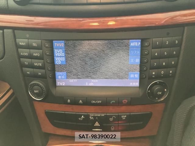 Mercedes Benz E-CLASS 2008-06 8813862-10