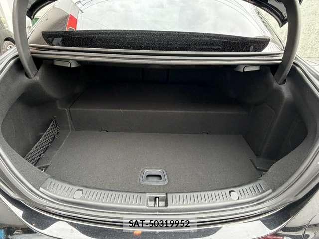Mercedes Benz E-CLASS 2020-07 8815239-19