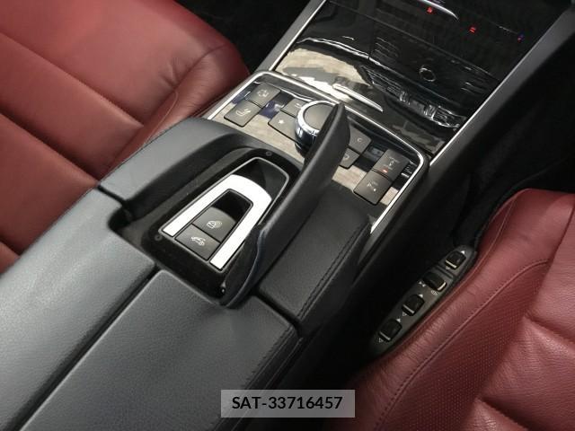 Mercedes Benz E-CLASS 2015-12 8817058-19
