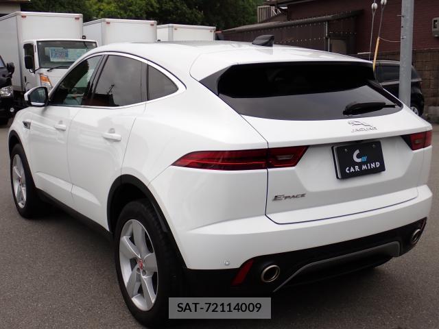Jaguar E-PACE 2021-09 8812517-14
