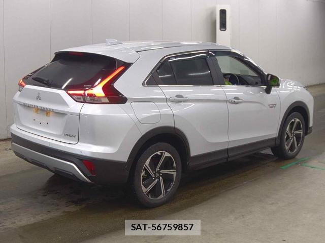 Mitsubishi ECLIPSE CROSS 2021-07 8815822-4