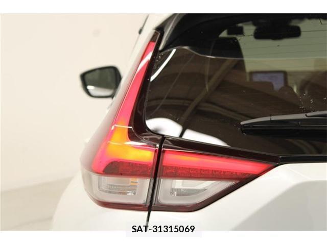 Mitsubishi ECLIPSE CROSS 2022-06 8812295-18