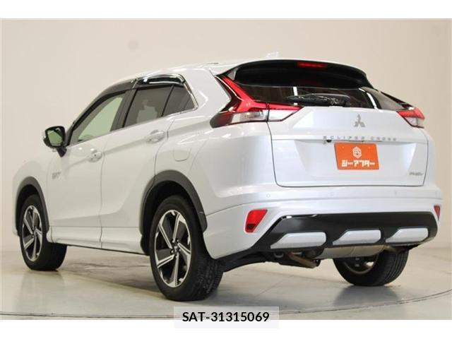 Mitsubishi ECLIPSE CROSS 2022-06 8812295-9