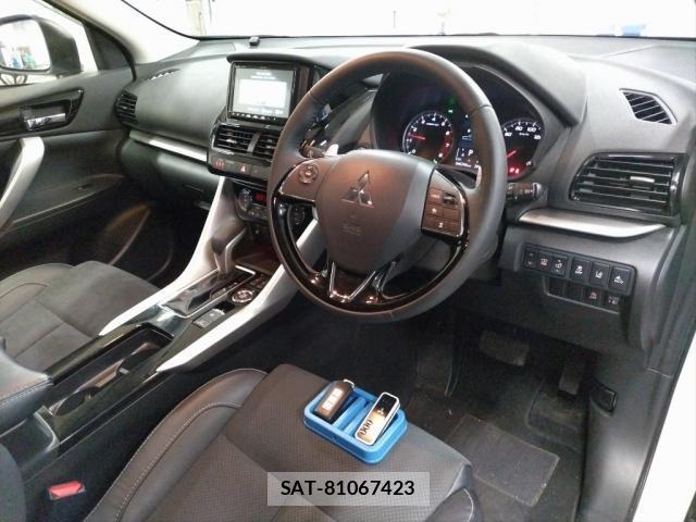 Mitsubishi ECLIPSE CROSS 2022-09 8816662-2