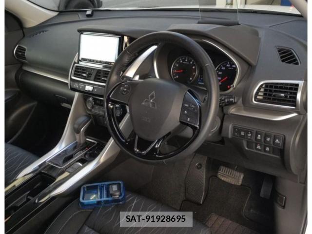 Mitsubishi ECLIPSE CROSS 2018-03 8817314-2