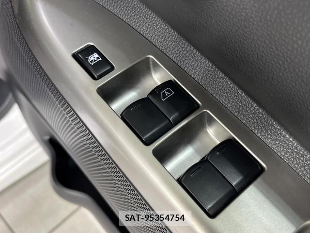 Mitsubishi EK SPACE 2014-02 8815957-7