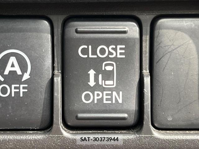 Mitsubishi EK SPACE 2017-05 8817570-4