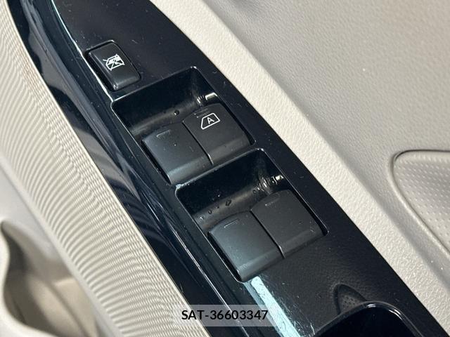 Mitsubishi EK SPACE 2015-09 8815691-13