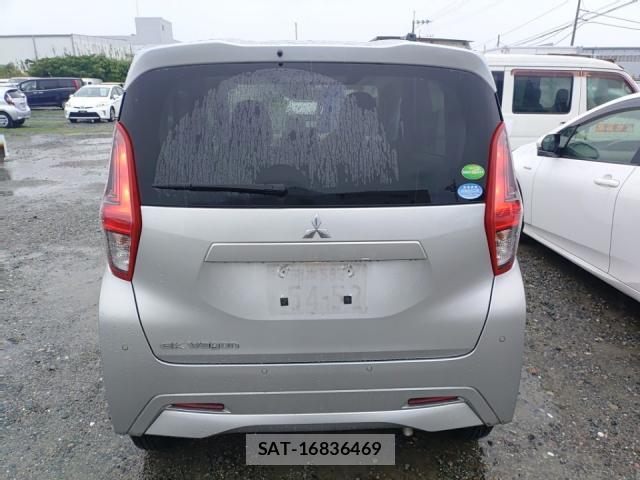 Mitsubishi EK WAGON 2020-08 8813802-3