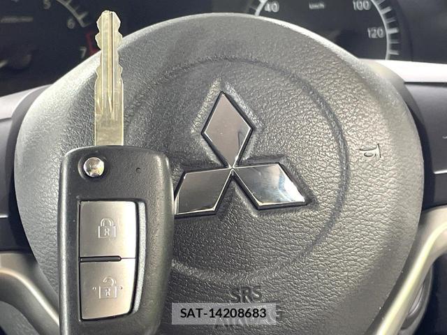 Mitsubishi EK WAGON 2019-09 8814453-5