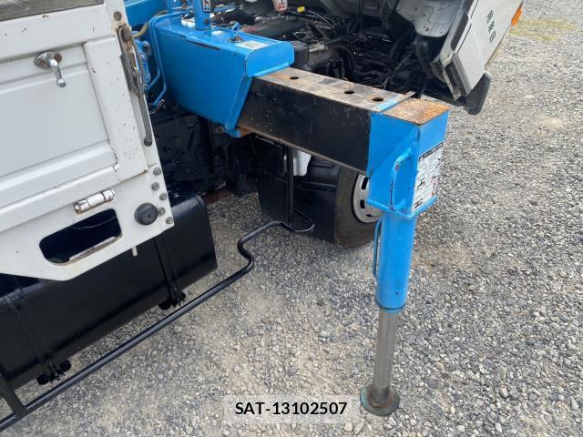Isuzu ELF TRUCK 1991-09 8813837-8