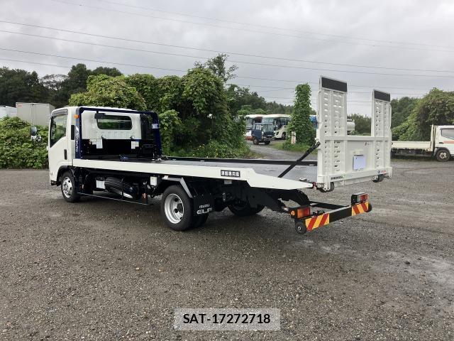Isuzu ELF TRUCK 2025-08 8813944-1