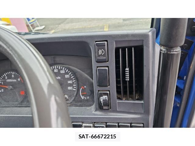 Isuzu ELF TRUCK 2014-09 8814210-14