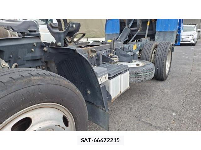 Isuzu ELF TRUCK 2014-09 8814210-7