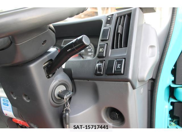 Isuzu ELF TRUCK 2012-02 8814358-10