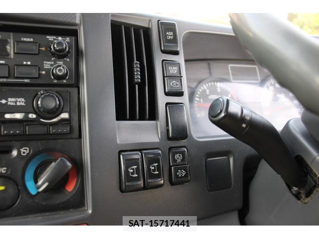 Isuzu ELF TRUCK 2012-02 8814358-11