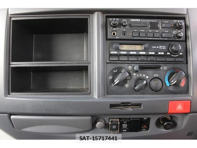 Isuzu ELF TRUCK 2012-02 8814358-13