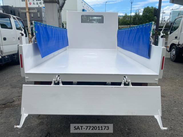Isuzu ELF TRUCK 2018-07 8814562-3