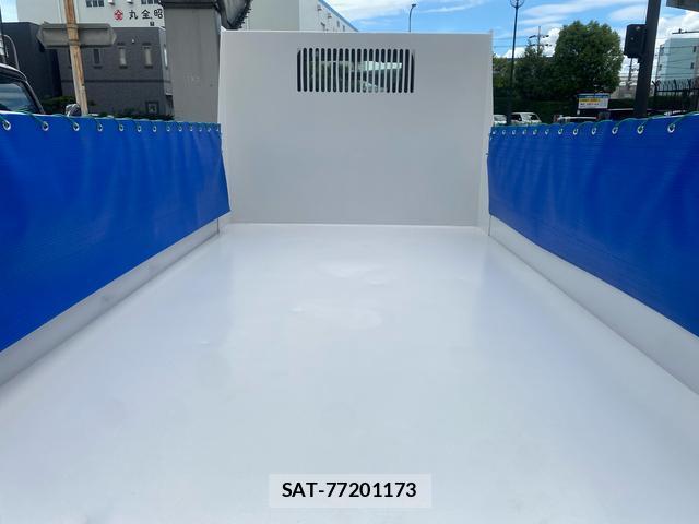 Isuzu ELF TRUCK 2018-07 8814562-4