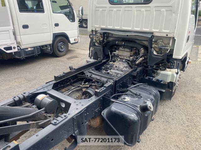 Isuzu ELF TRUCK 2018-07 8814562-8