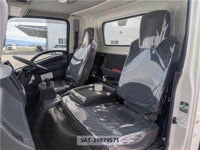 Isuzu ELF TRUCK 2023-06 8815196-13