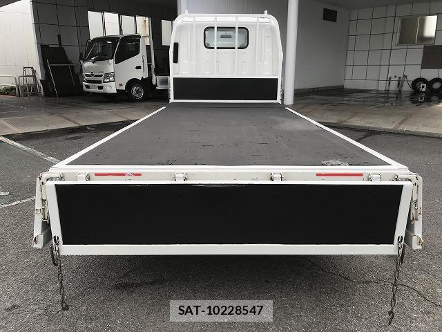 Isuzu ELF TRUCK 2019-08 8815271-8