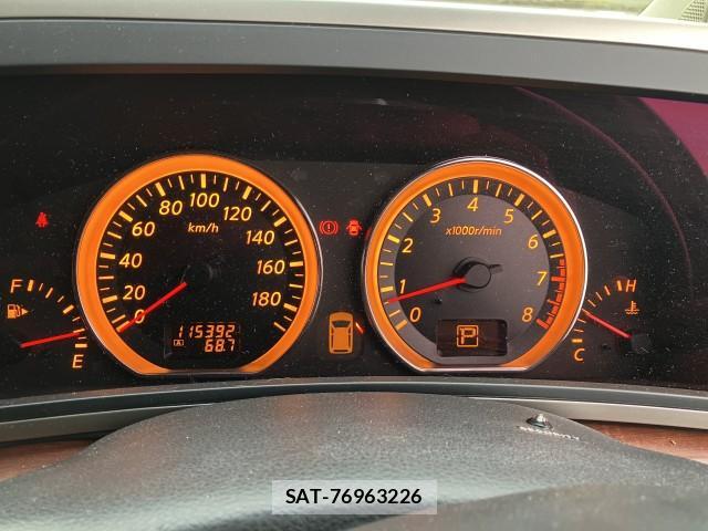 Nissan ELGRAND 2006-01 8812728-11