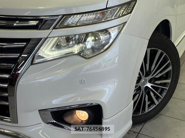 Nissan ELGRAND 2014-07 8812763-11