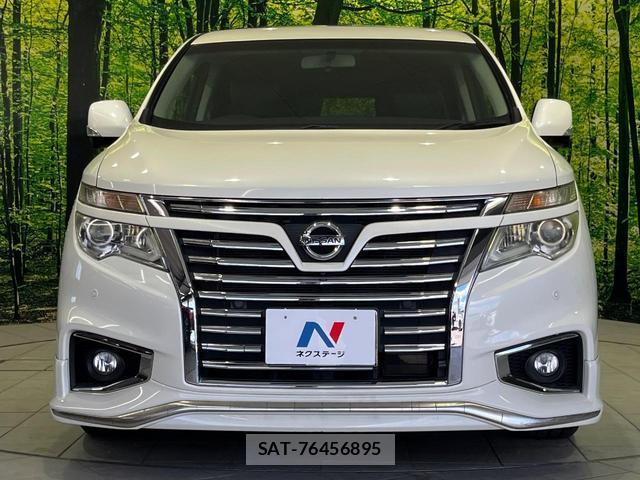Nissan ELGRAND 2014-07 8812763-13